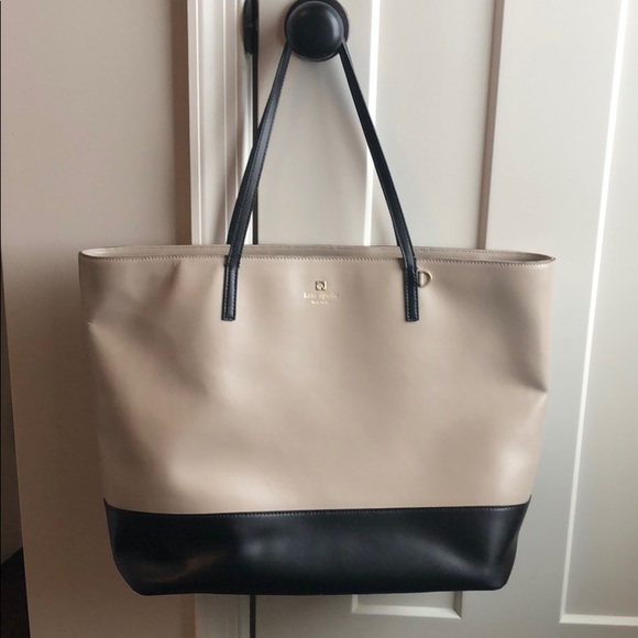 Kate Spade Tote - Picture 1 of 8